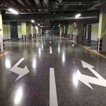 金刚砂耐磨固化剂地坪